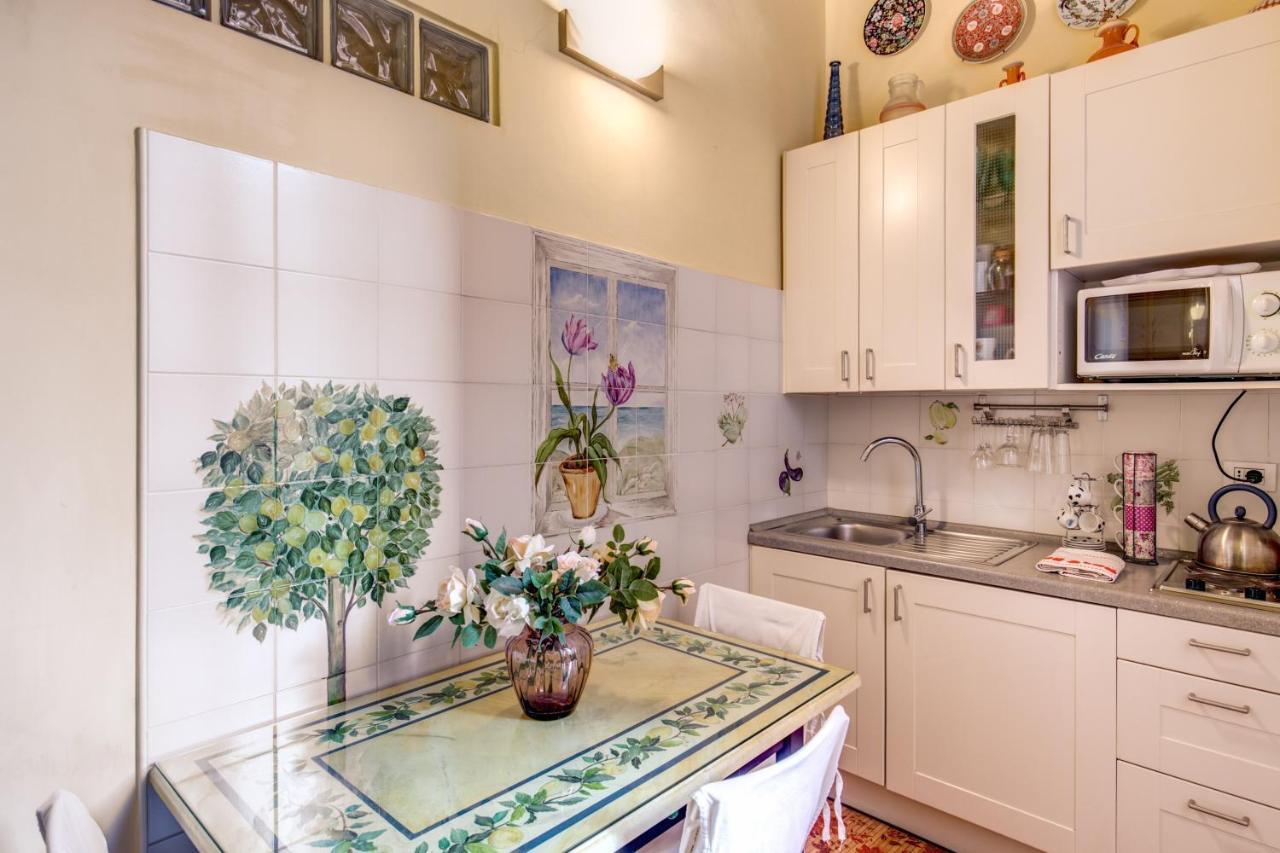 Monti Romantic Sunshine Maisonette Bagian luar foto