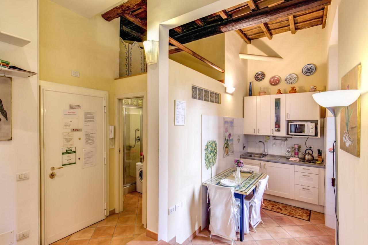 Monti Romantic Sunshine Maisonette Bagian luar foto