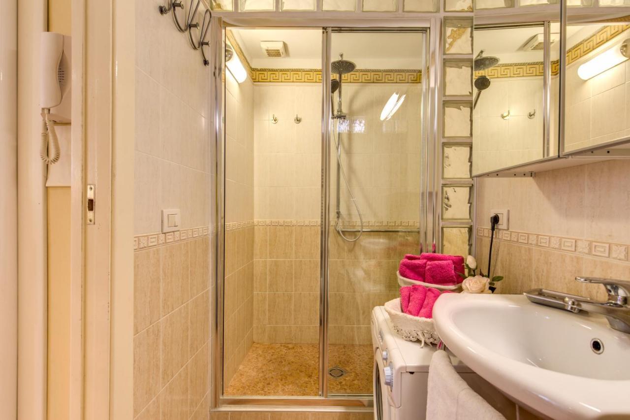 Monti Romantic Sunshine Maisonette Bagian luar foto