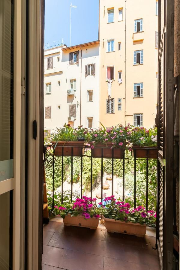 Monti Romantic Sunshine Maisonette Bagian luar foto