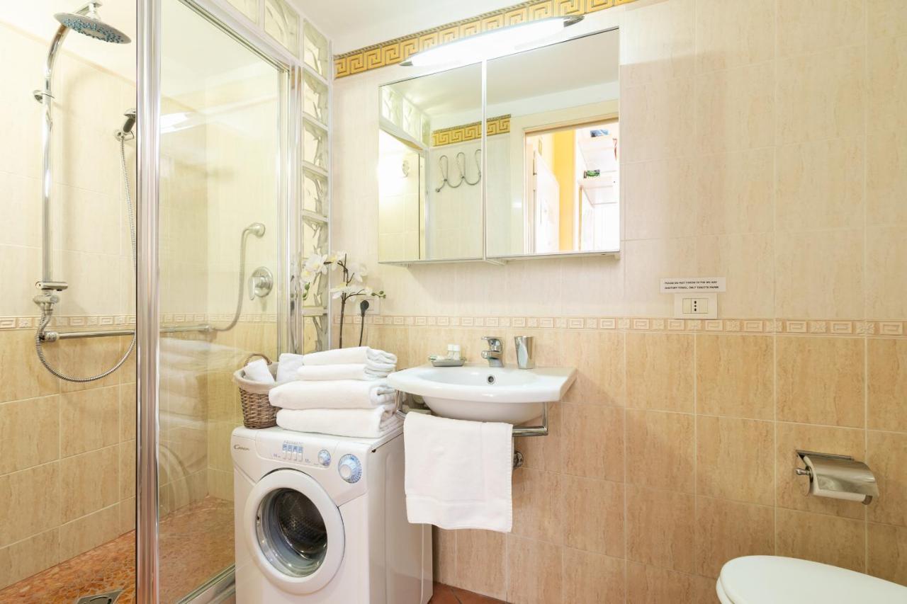Monti Romantic Sunshine Maisonette Bagian luar foto